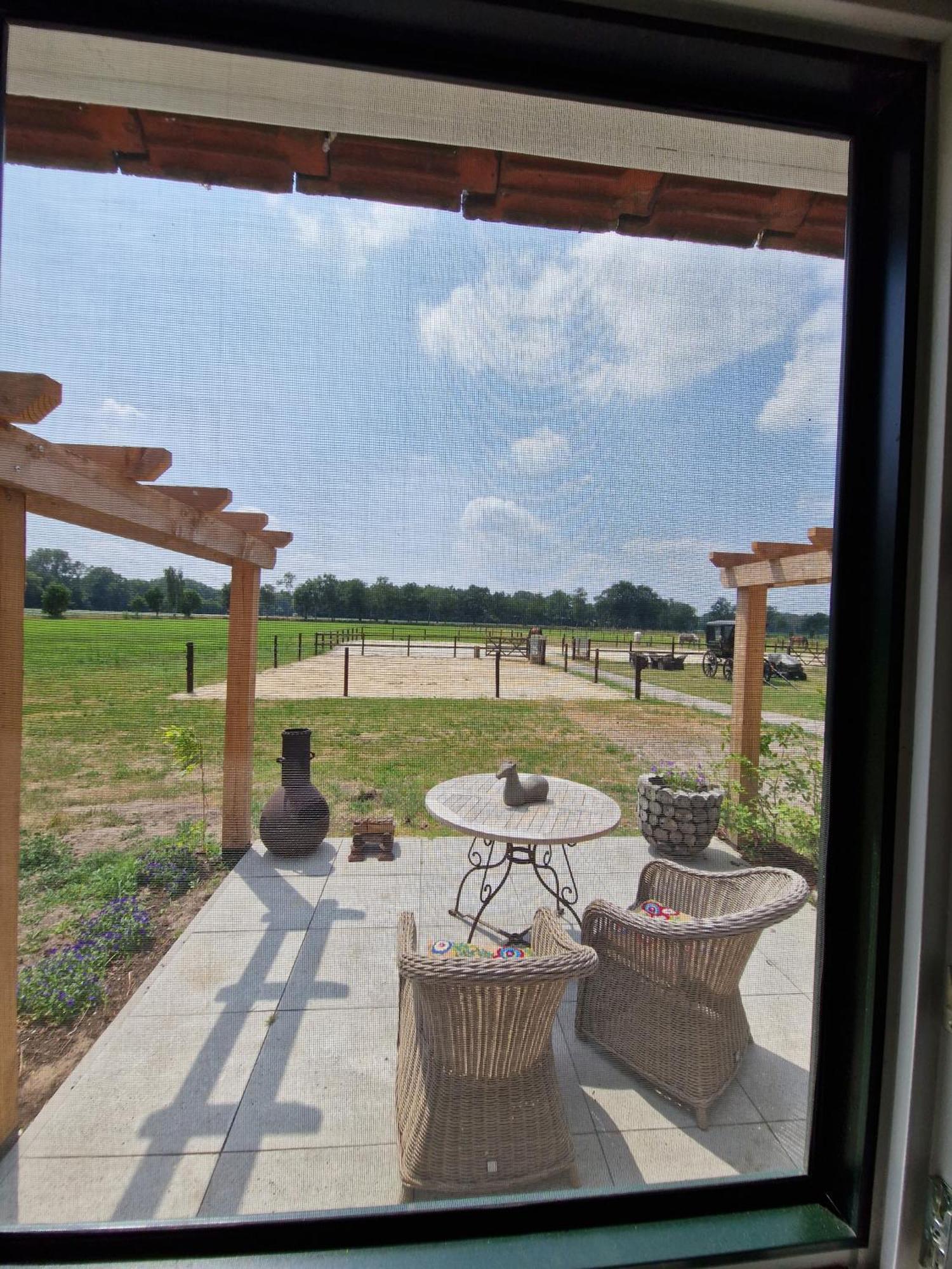 Bed & Breakfast Hoeve Happiness - Ontbijt Inbegrepen - Wellness Aanwezig Voorthuizen Kültér fotó