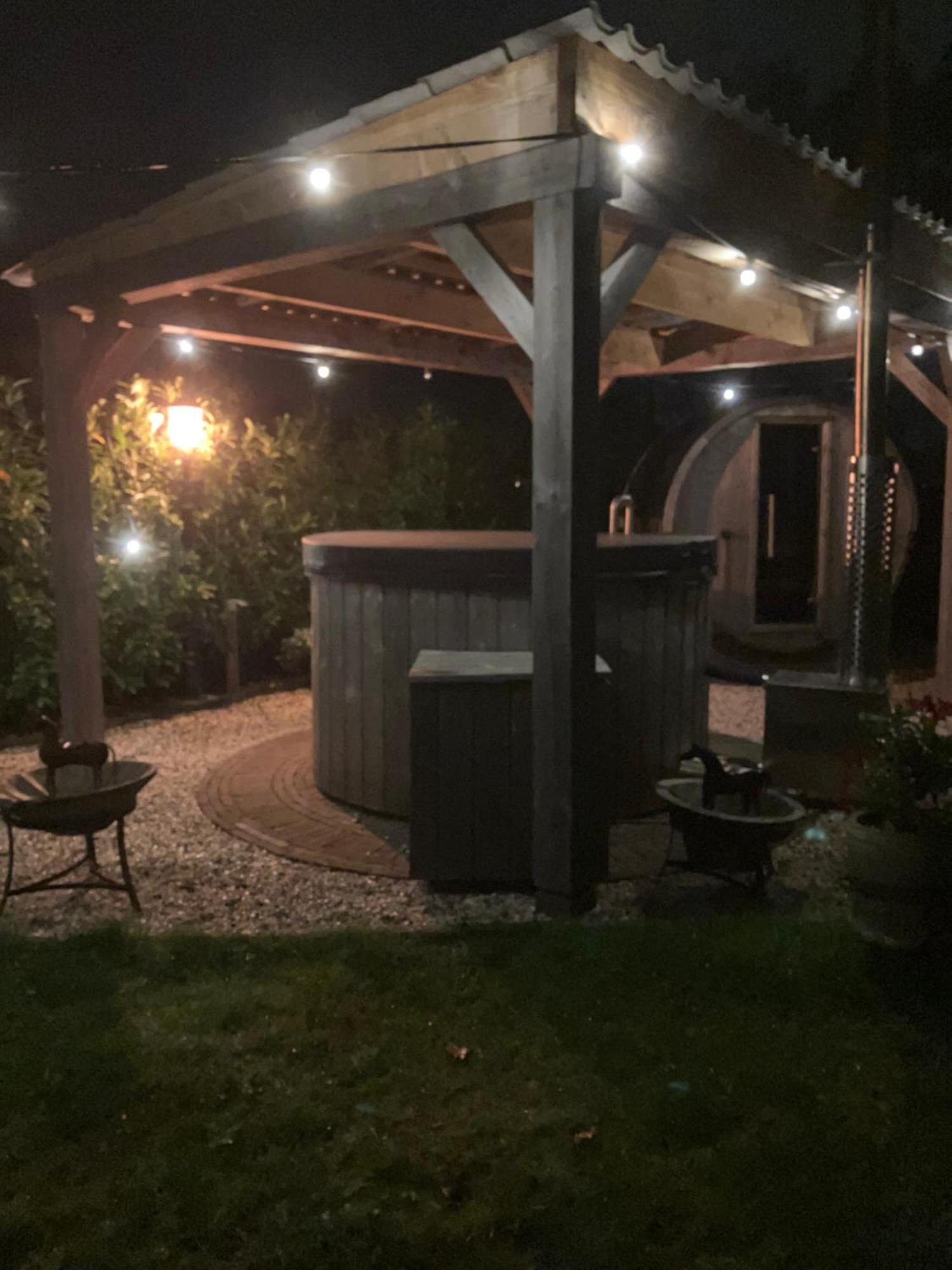 Bed & Breakfast Hoeve Happiness - Ontbijt Inbegrepen - Wellness Aanwezig Voorthuizen Kültér fotó