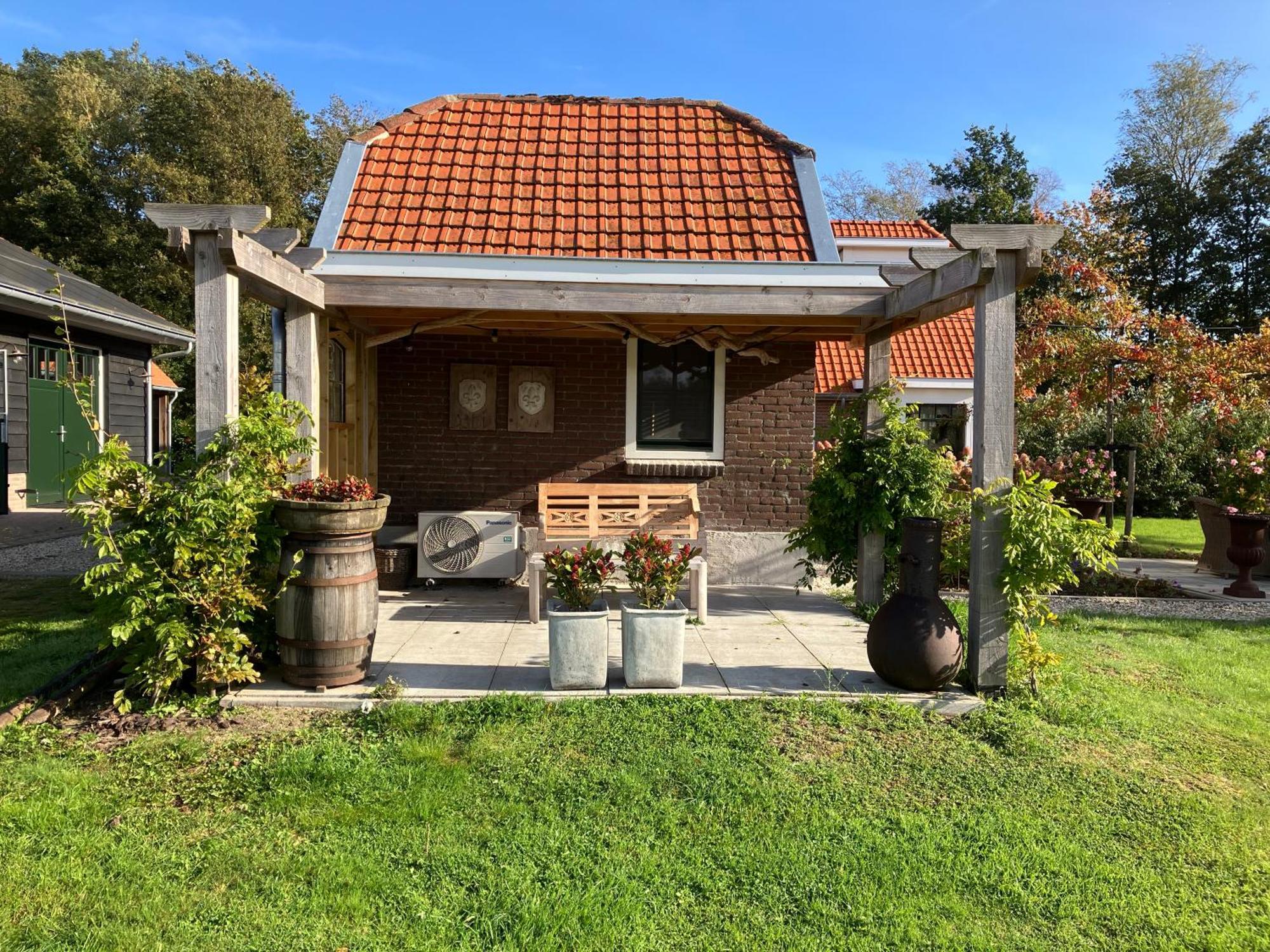 Bed & Breakfast Hoeve Happiness - Ontbijt Inbegrepen - Wellness Aanwezig Voorthuizen Kültér fotó